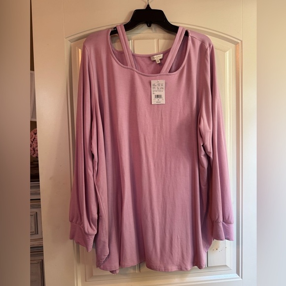 Cato Tops - Laura by Cato Mauve Long Sleeve Knit Top cold shoulder. Plus 3X. NWT